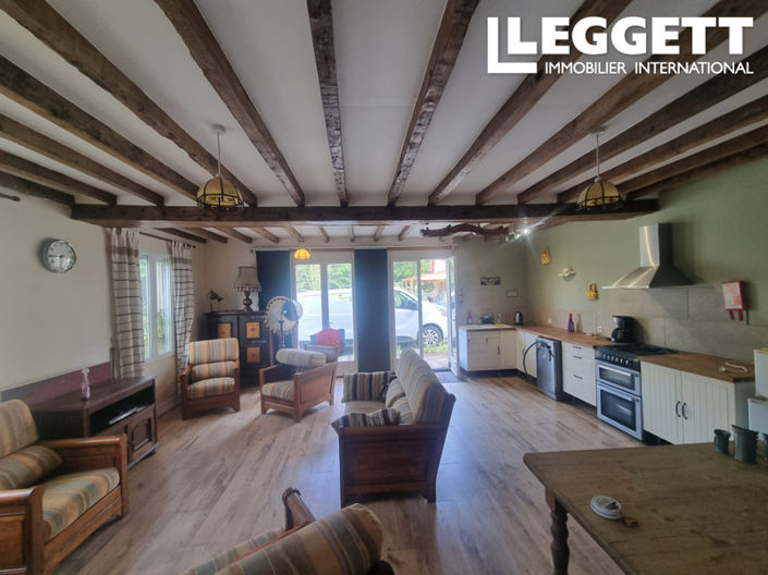 Image No.8-7 Bed House for sale