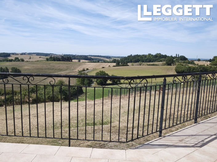 Image No.3-3 Bed House for sale