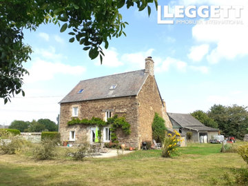 1 - Val-Couesnon, House