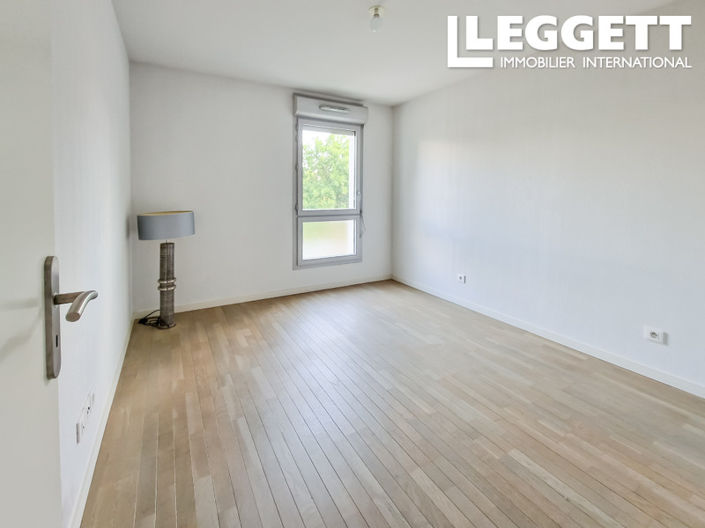 Image No.6-3 Bed Apartment for sale