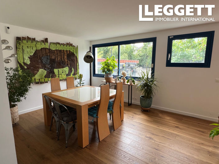 Image No.7-3 Bed House for sale