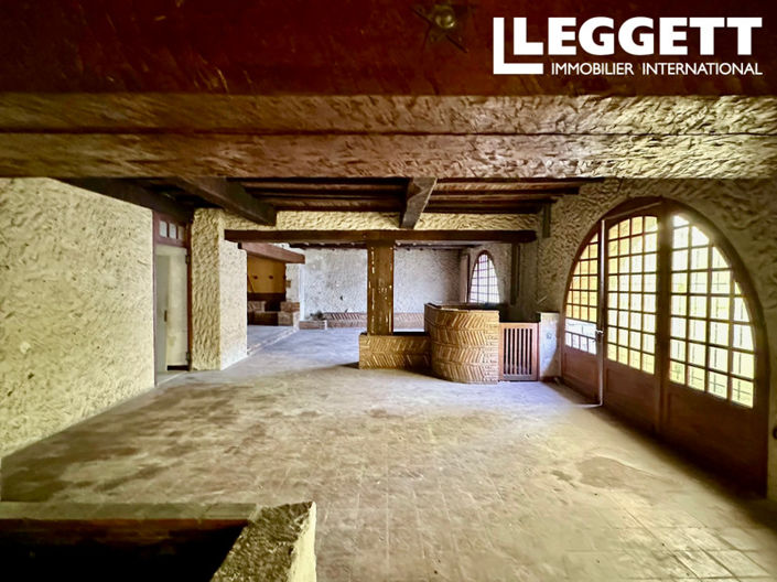 Image No.6-2 Bed House for sale