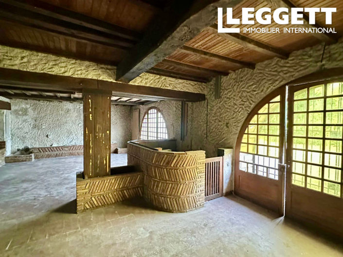 Image No.9-2 Bed House for sale