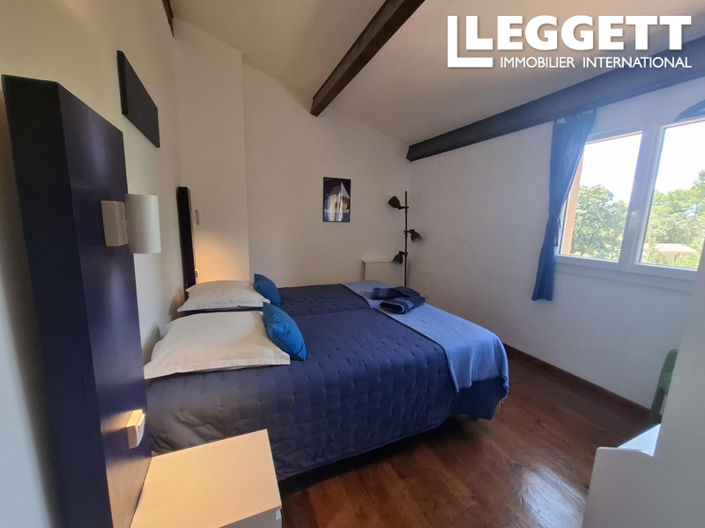 Image No.9-3 Bed House for sale