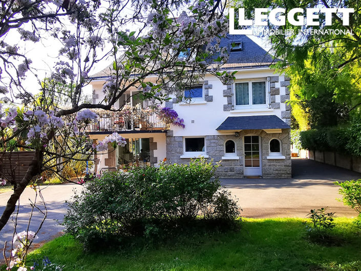 Image No.1-4 Bed House for sale