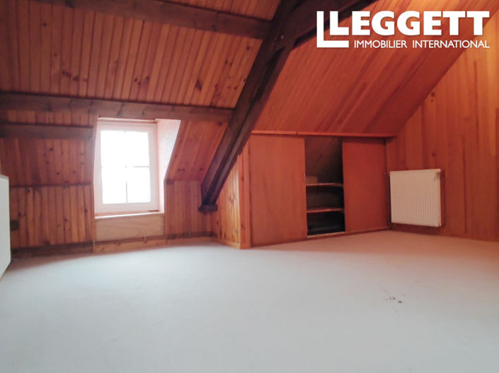 Image No.8-3 Bed House for sale