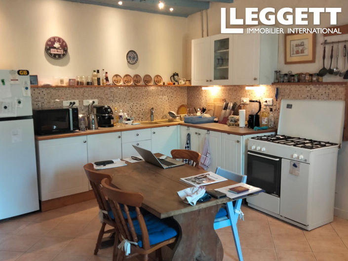 Image No.5-2 Bed House for sale