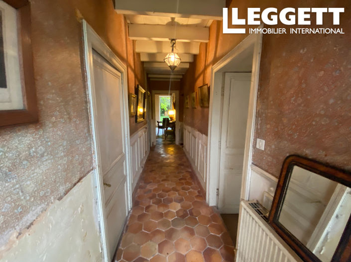 Image No.3-5 Bed House for sale