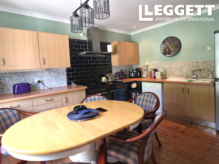 Image No.3-5 Bed House for sale