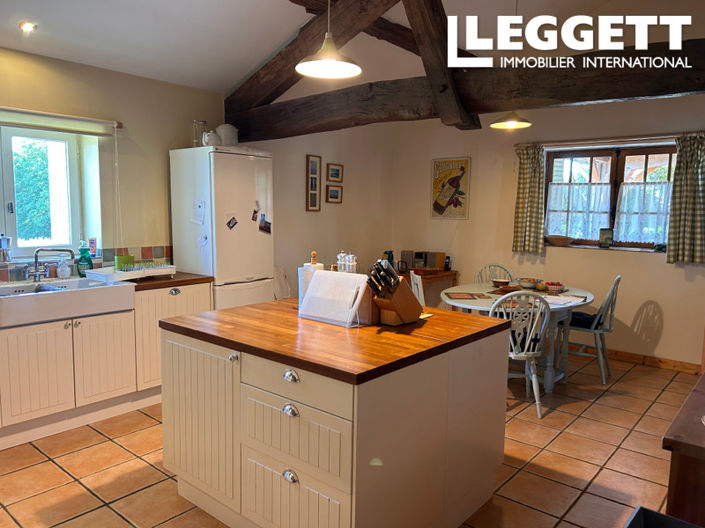 Image No.2-3 Bed House for sale