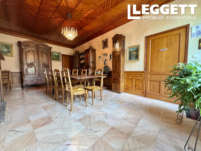 Image No.3-5 Bed House for sale