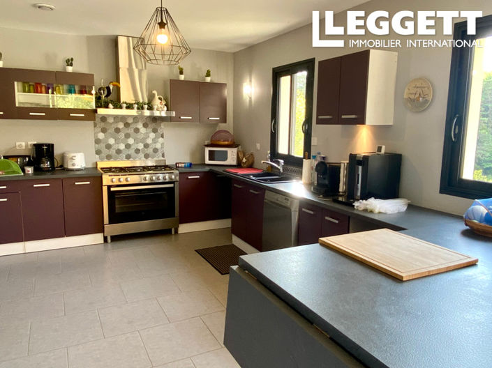 Image No.4-4 Bed House for sale