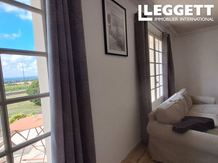 Image No.2-5 Bed House for sale