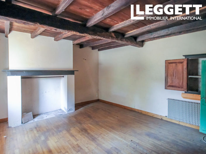 Image No.5-2 Bed House for sale