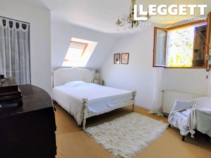 Image No.5-4 Bed House for sale