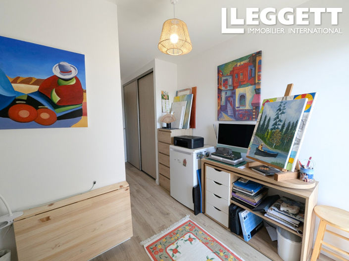 Image No.10-3 Bed Apartment for sale