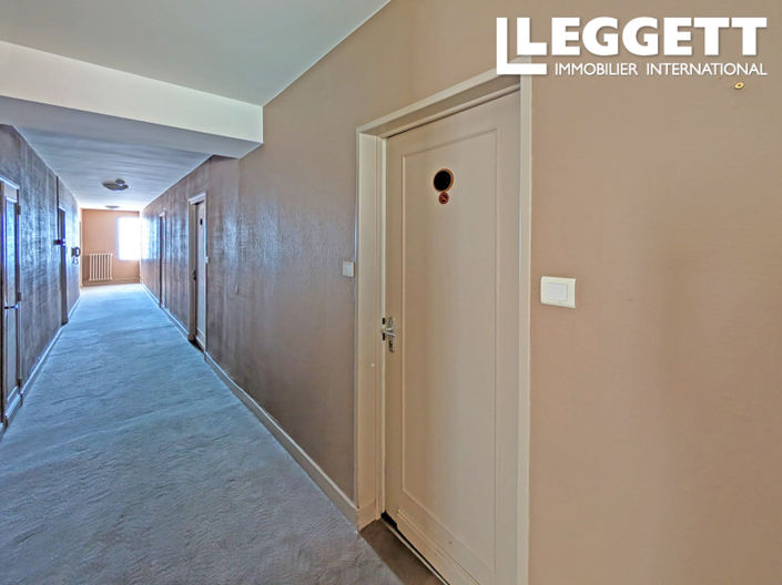 Image No.6-Commercial de 7 chambres à vendre à Dordogne