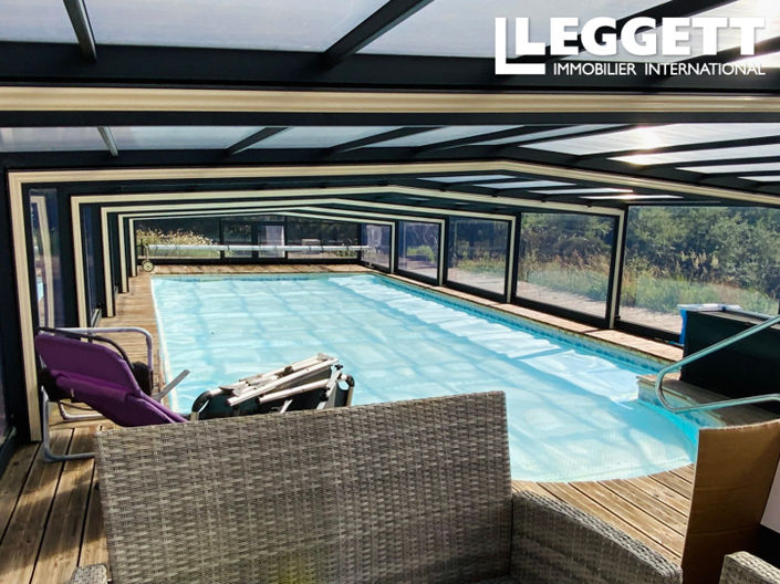 Image No.2-6 Bed House for sale