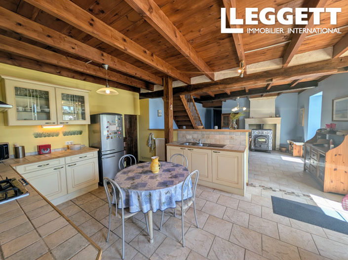 Image No.3-4 Bed House for sale