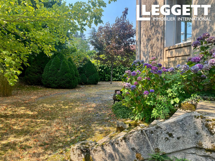 Image No.9-9 Bed Chateaux for sale