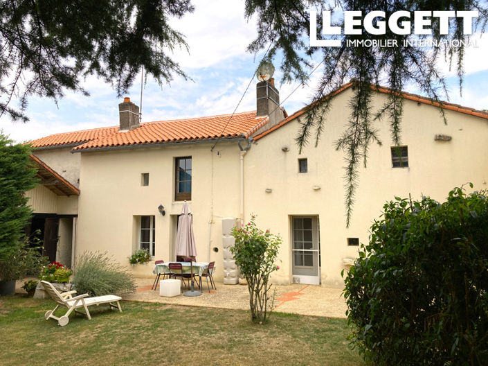 Image No.1-4 Bed House for sale