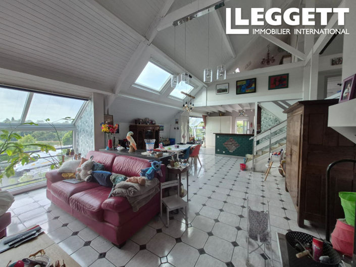 Image No.2-4 Bed House for sale