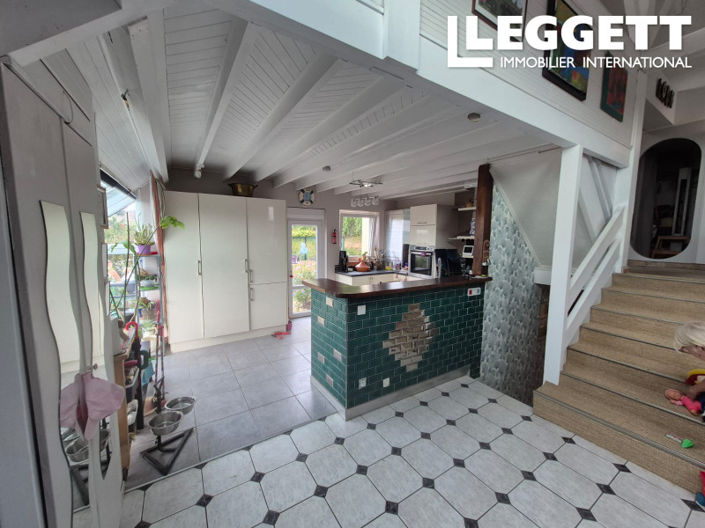 Image No.3-4 Bed House for sale