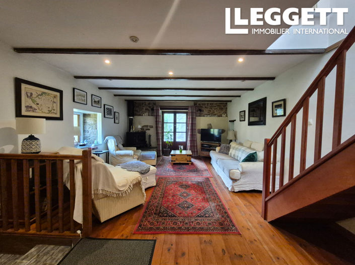 Image No.7-5 Bed House for sale