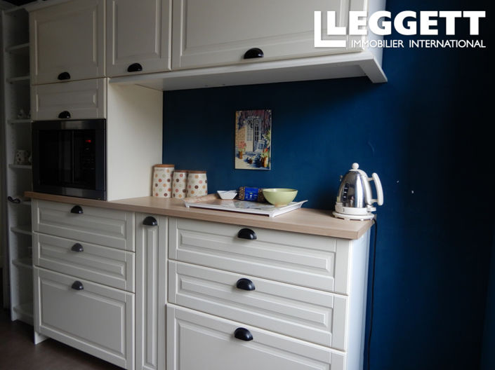 Image No.9-3 Bed House for sale