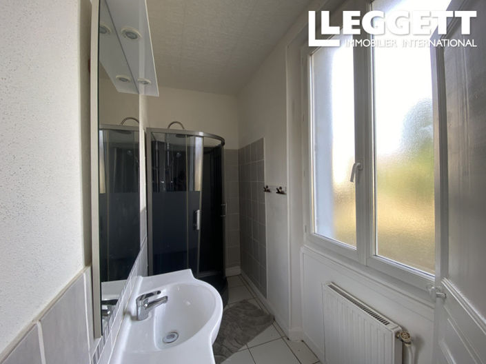 Image No.6-3 Bed House for sale