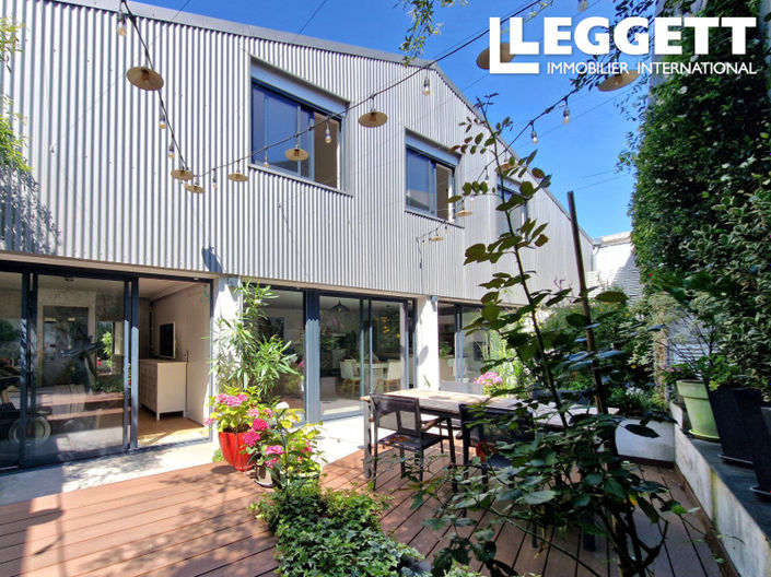 Image No.1-4 Bed House for sale
