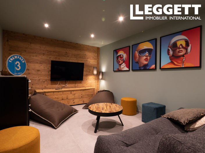 Image No.5-5 Bed House for sale