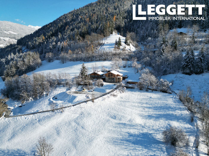 Image No.2-10 Bed House for sale