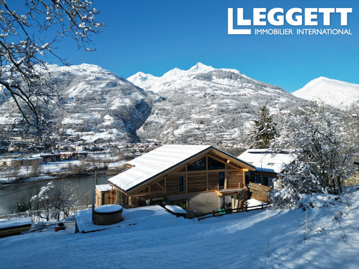 Image No.9-10 Bed House for sale