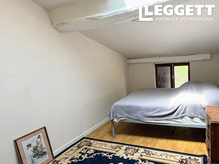 Image No.10-3 Bed House for sale