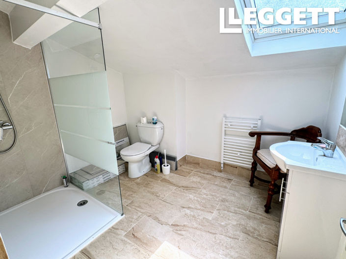 Image No.9-3 Bed House for sale