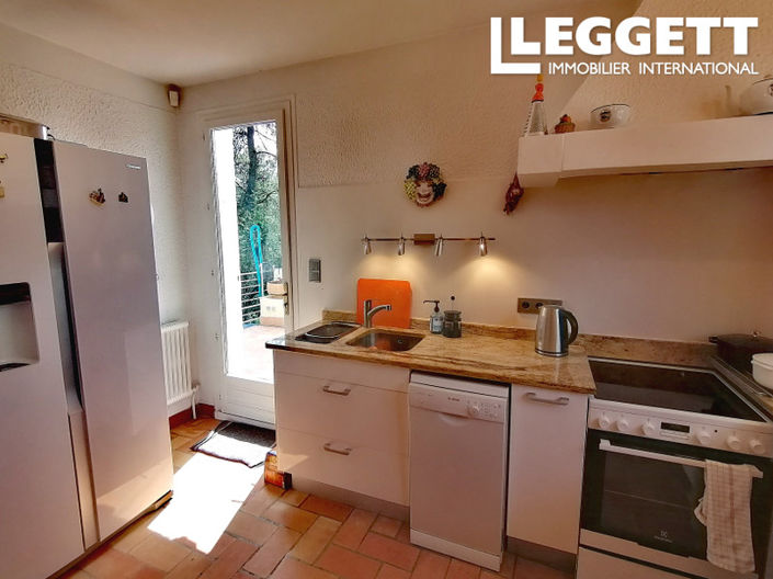 Image No.10-4 Bed House for sale