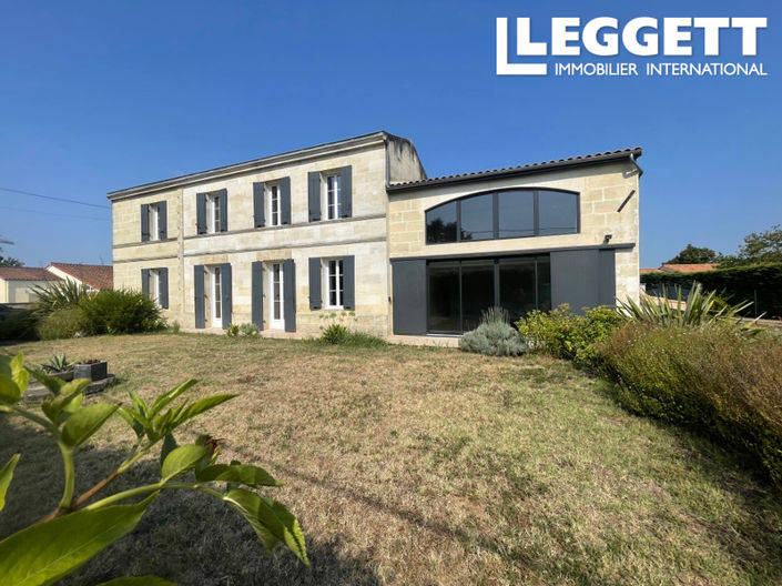 Image No.1-8 Bed House for sale