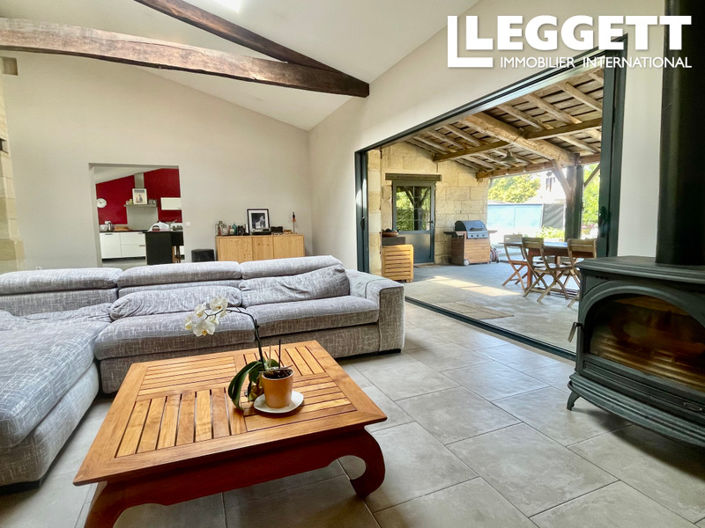 Image No.4-8 Bed House for sale