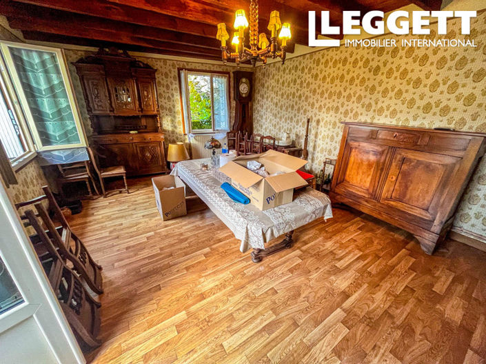 Image No.9-2 Bed House for sale