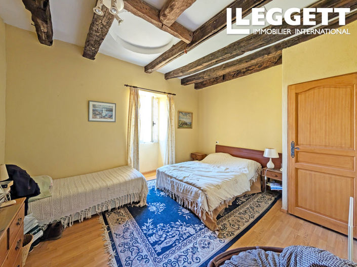 Image No.9-3 Bed House for sale