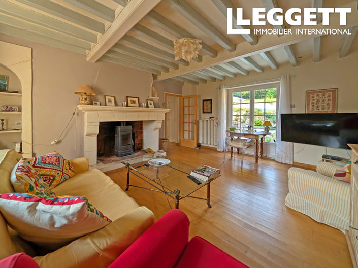 Image No.6-5 Bed House for sale