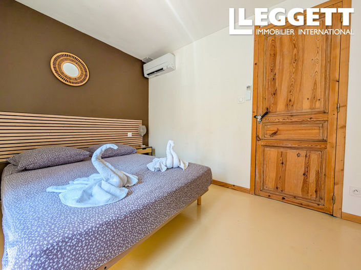 Image No.7-3 Bed House for sale