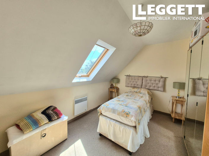 Image No.9-4 Bed House for sale