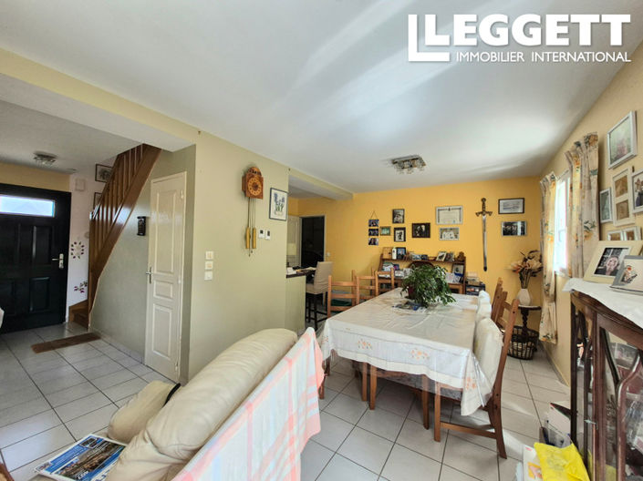 Image No.5-4 Bed House for sale