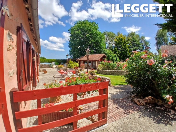 Image No.7-5 Bed House for sale