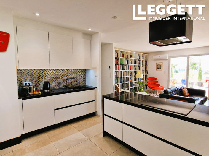 Image No.4-3 Bed House for sale