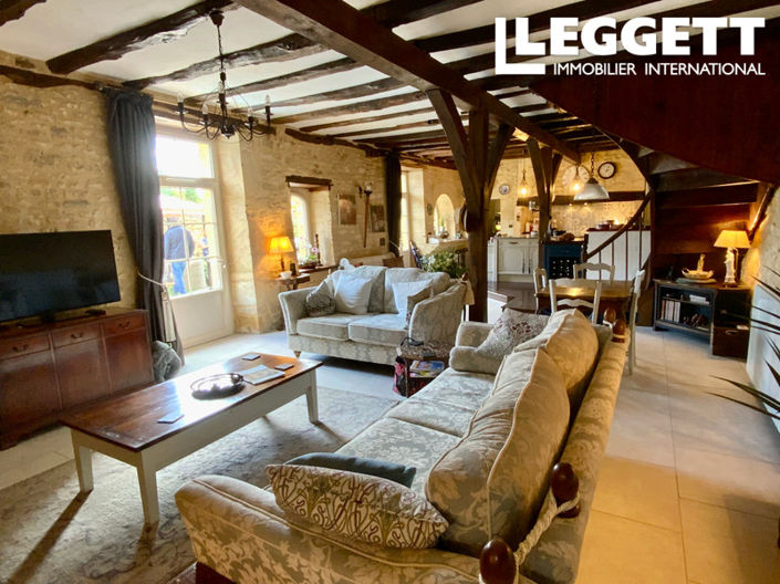 Image No.10-4 Bed House for sale