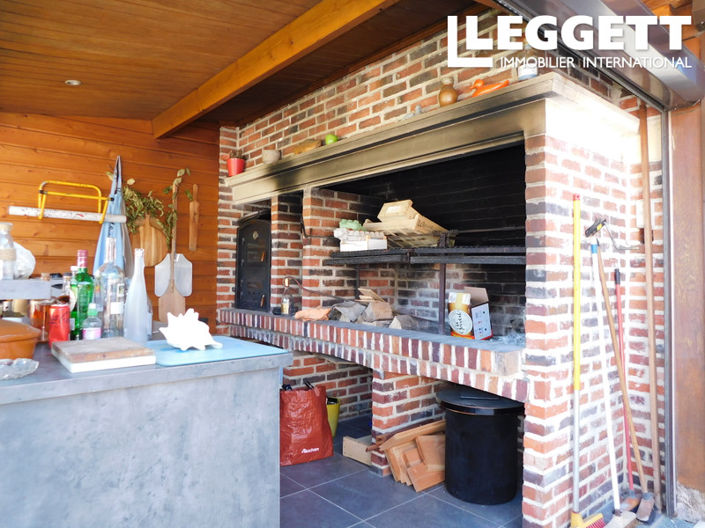 Image No.8-4 Bed House for sale