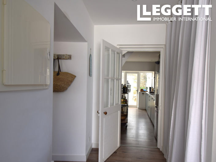 Image No.3-3 Bed House for sale